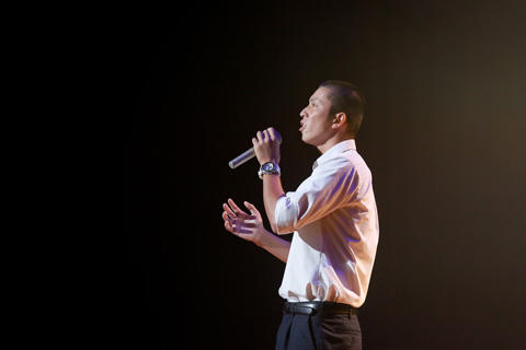 18083017.jpg
