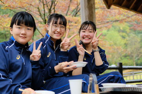 19102908.jpg