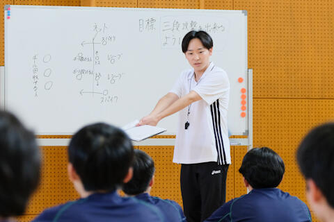 25052303.jpg