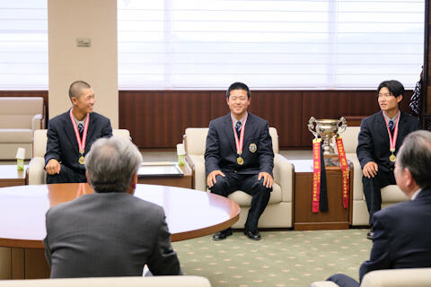 25050910.jpg
